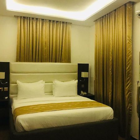 Luxevilla 42 Лекки Экстерьер фото